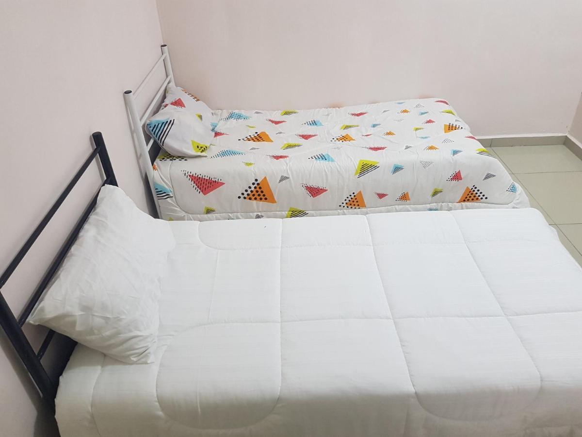 Oyo Home 90250 Sutera Wangi 3Bhk Apartment Ayer Keroh Luaran gambar